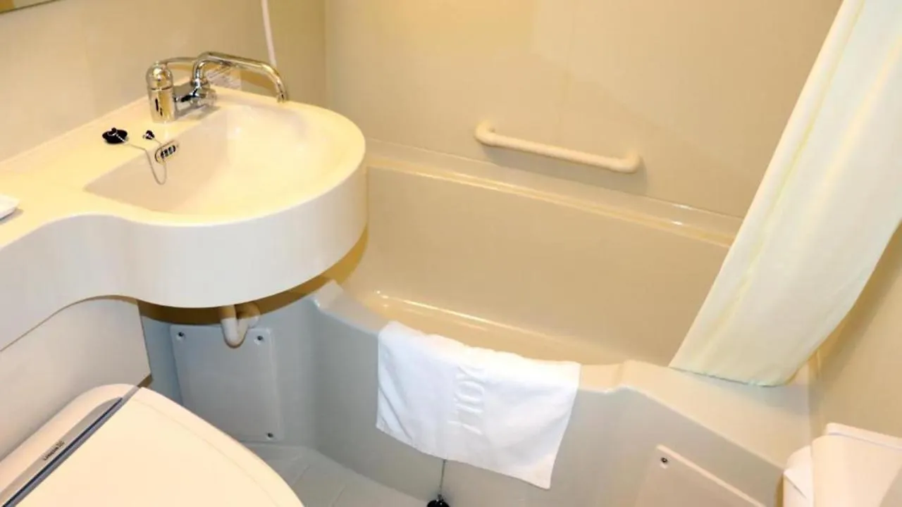 *** Hotel Toyoko Inn Yokohama Nishi-Guchi Japan