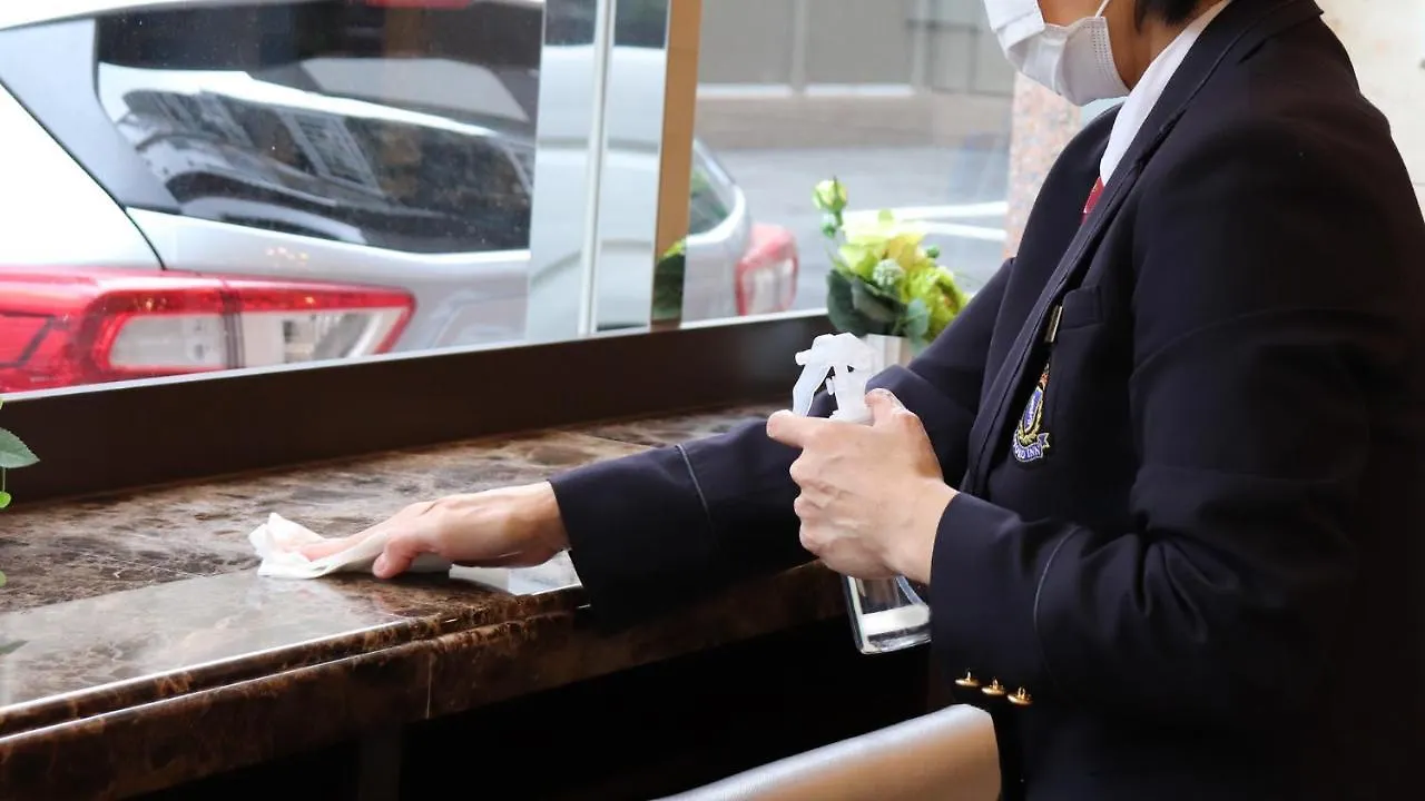 Toyoko Inn Yokohama Nishi-Guchi Hotel