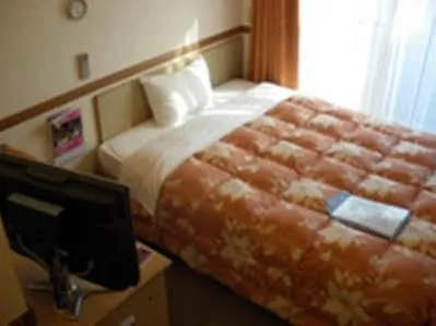 Toyoko Inn Yokohama Nishi-Guchi 3*, Yokohama (Kanagawa)